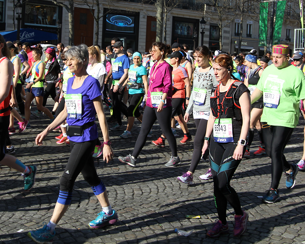 Paris Marathon 2016 Carola Keßler Start 2
